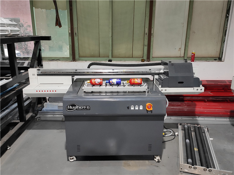 光明uv打印機(jī)噴頭(圖1) 光明uv打印機(jī)噴頭(圖1)