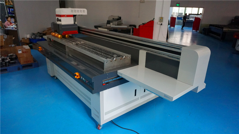 平湖uv打印機(jī)是什么(圖1) 平湖uv打印機(jī)是什么(圖1)