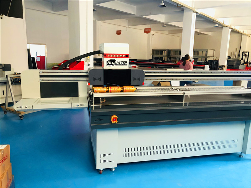 龍崗uv打印機(jī)廠家(圖1) 龍崗uv打印機(jī)廠家(圖1)